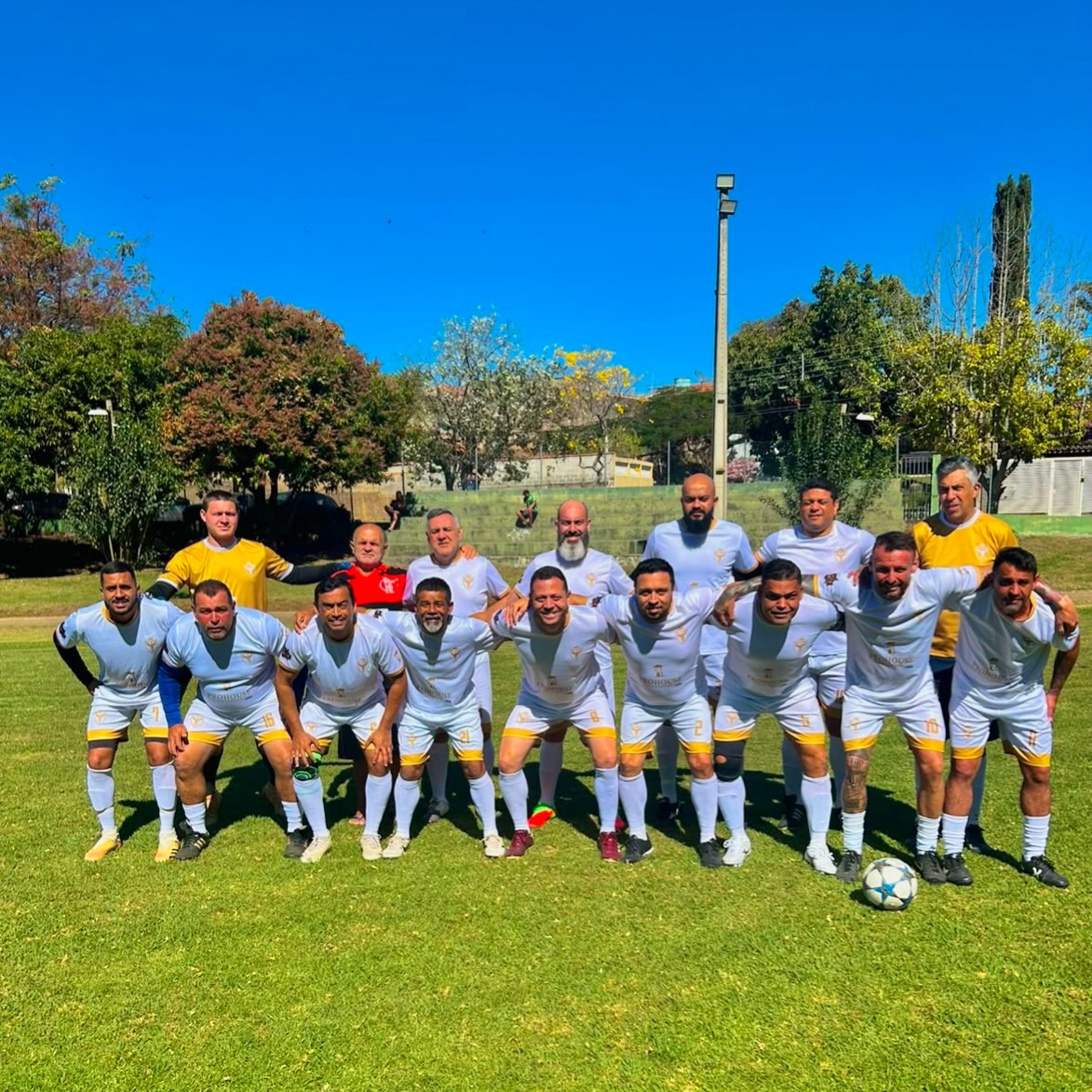 Elenco do Real Amigos no jogo contra Joanópolis em 22/08