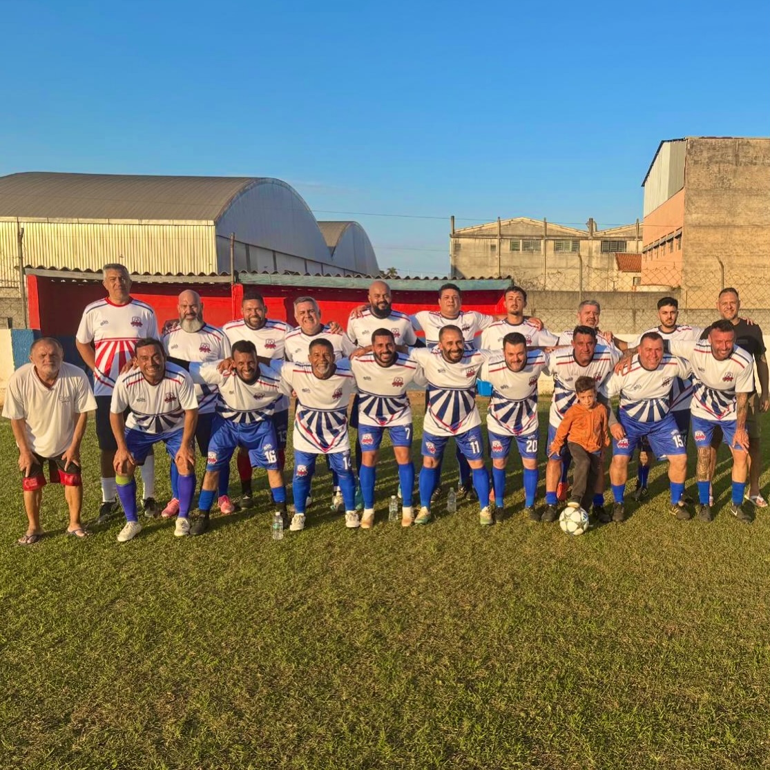 Elenco do Real Amigos no jogo contra Grêmio Atibaia em 15/08